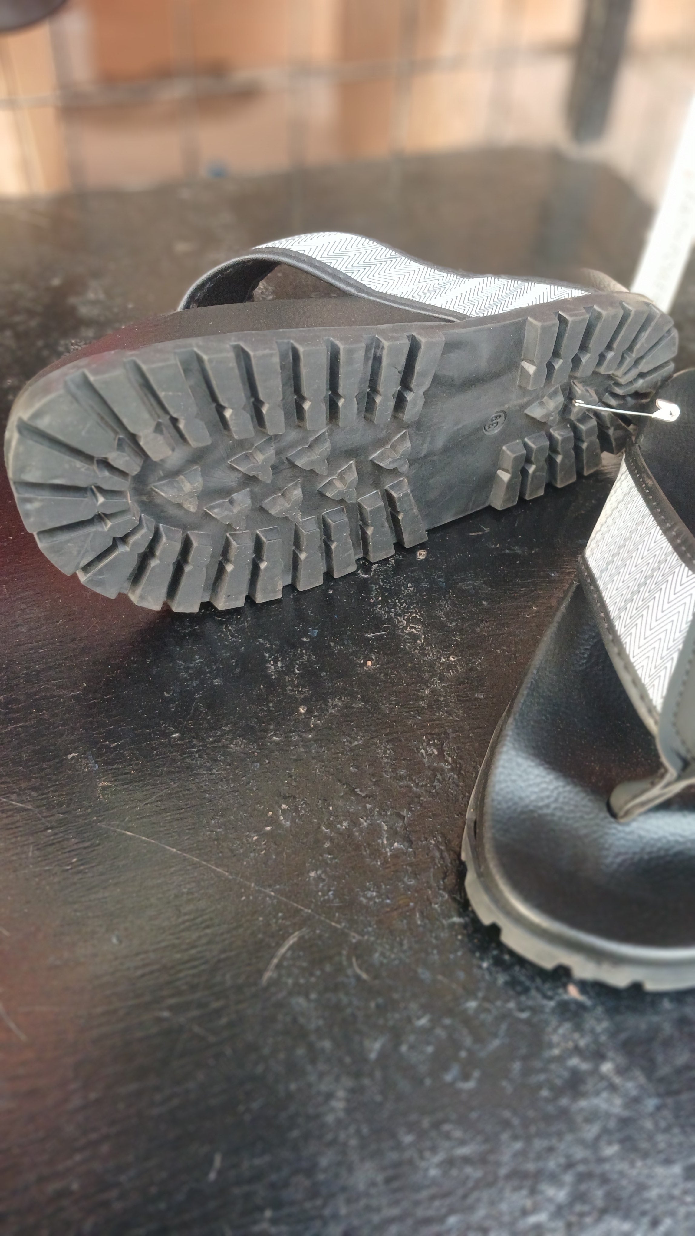Slippers for men
