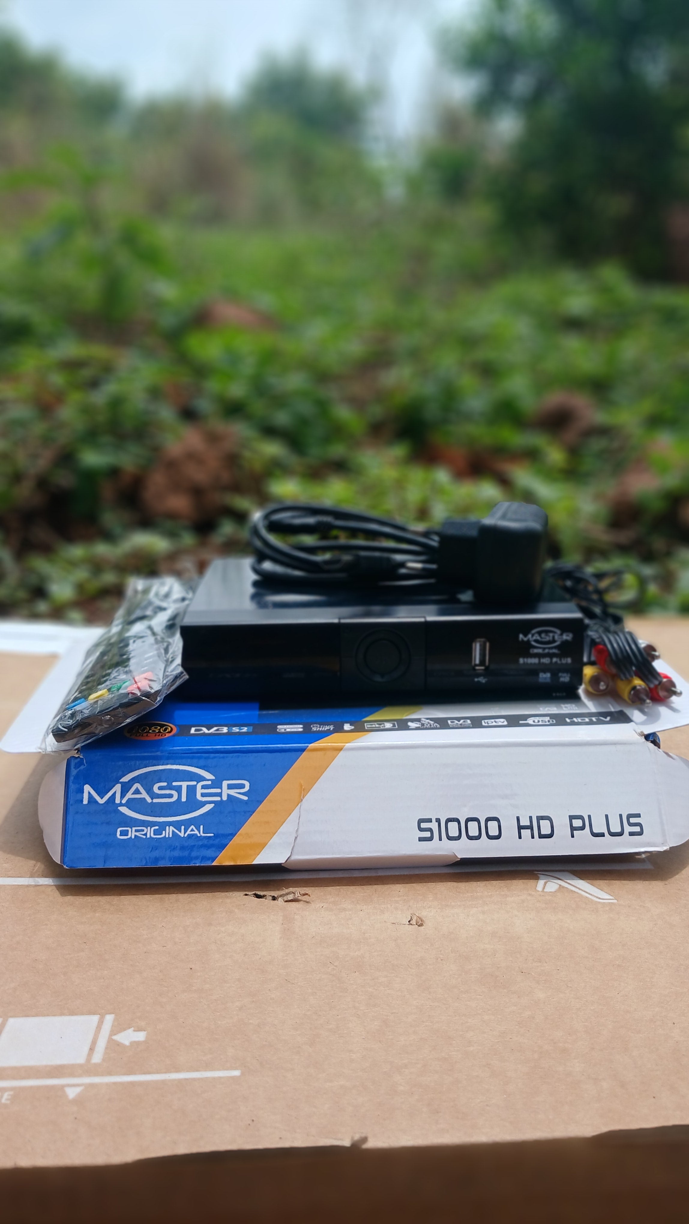 Master S1000 HD Plus digital satellite decoder brand new