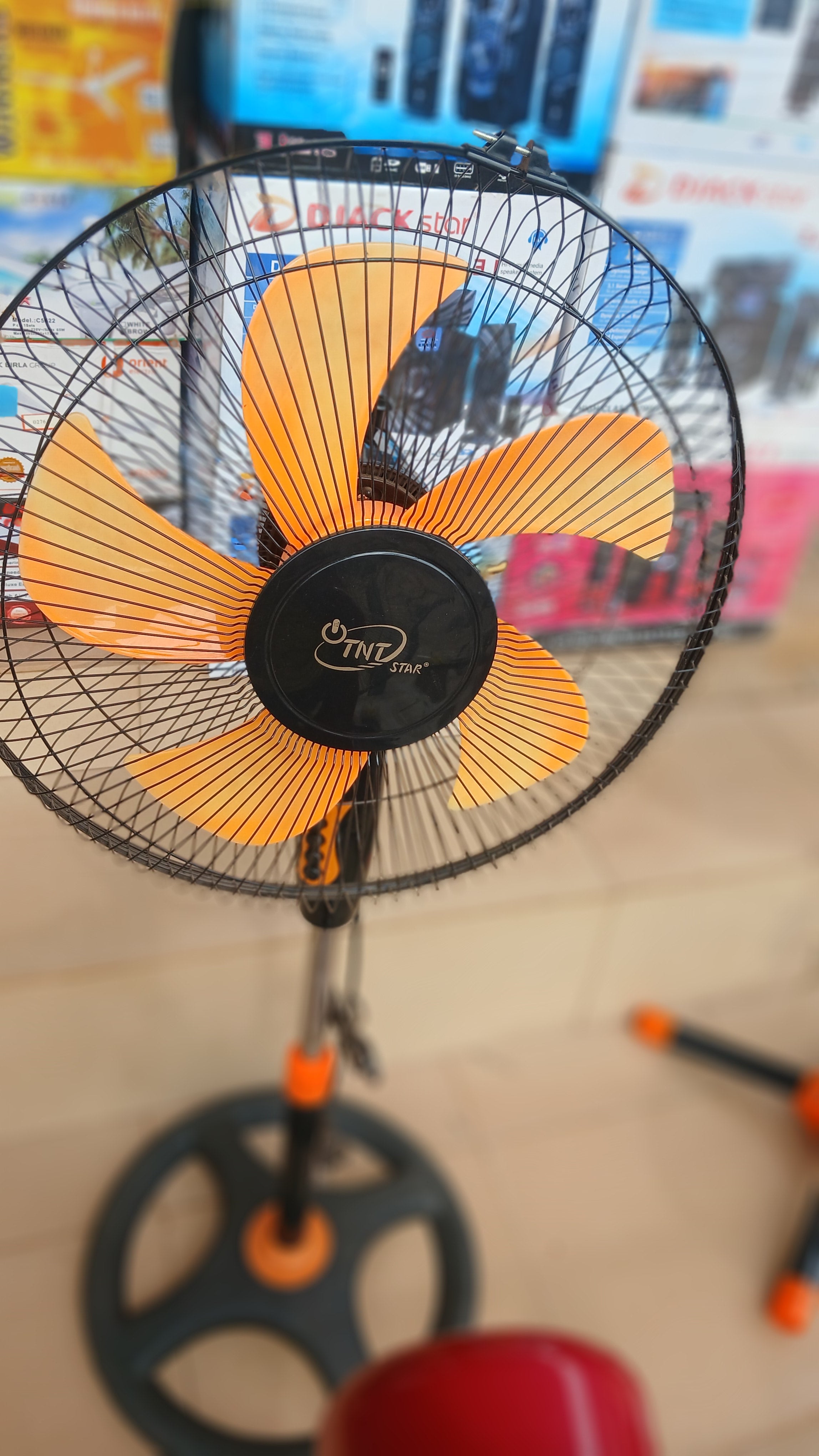standing pedestal fan,