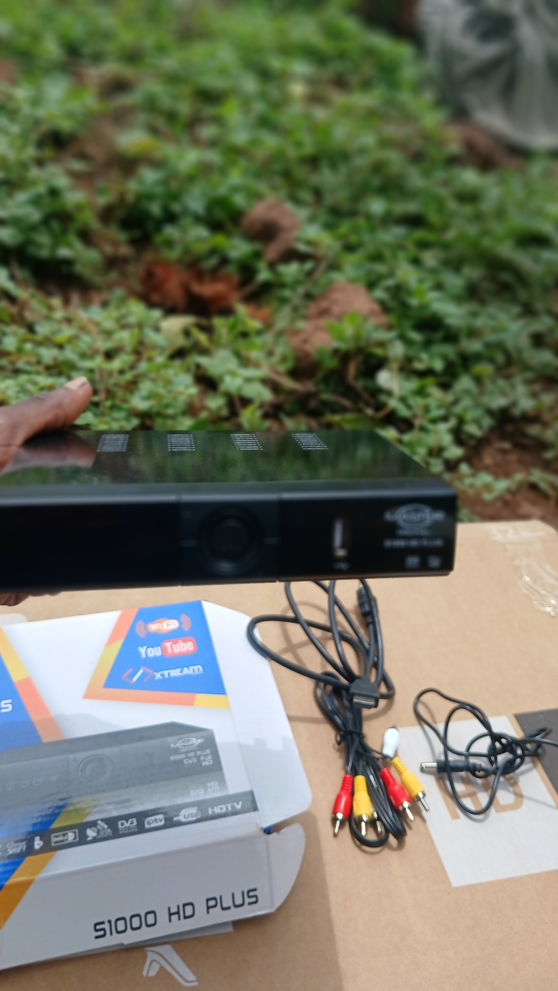 Master S1000 HD Plus digital satellite decoder brand new